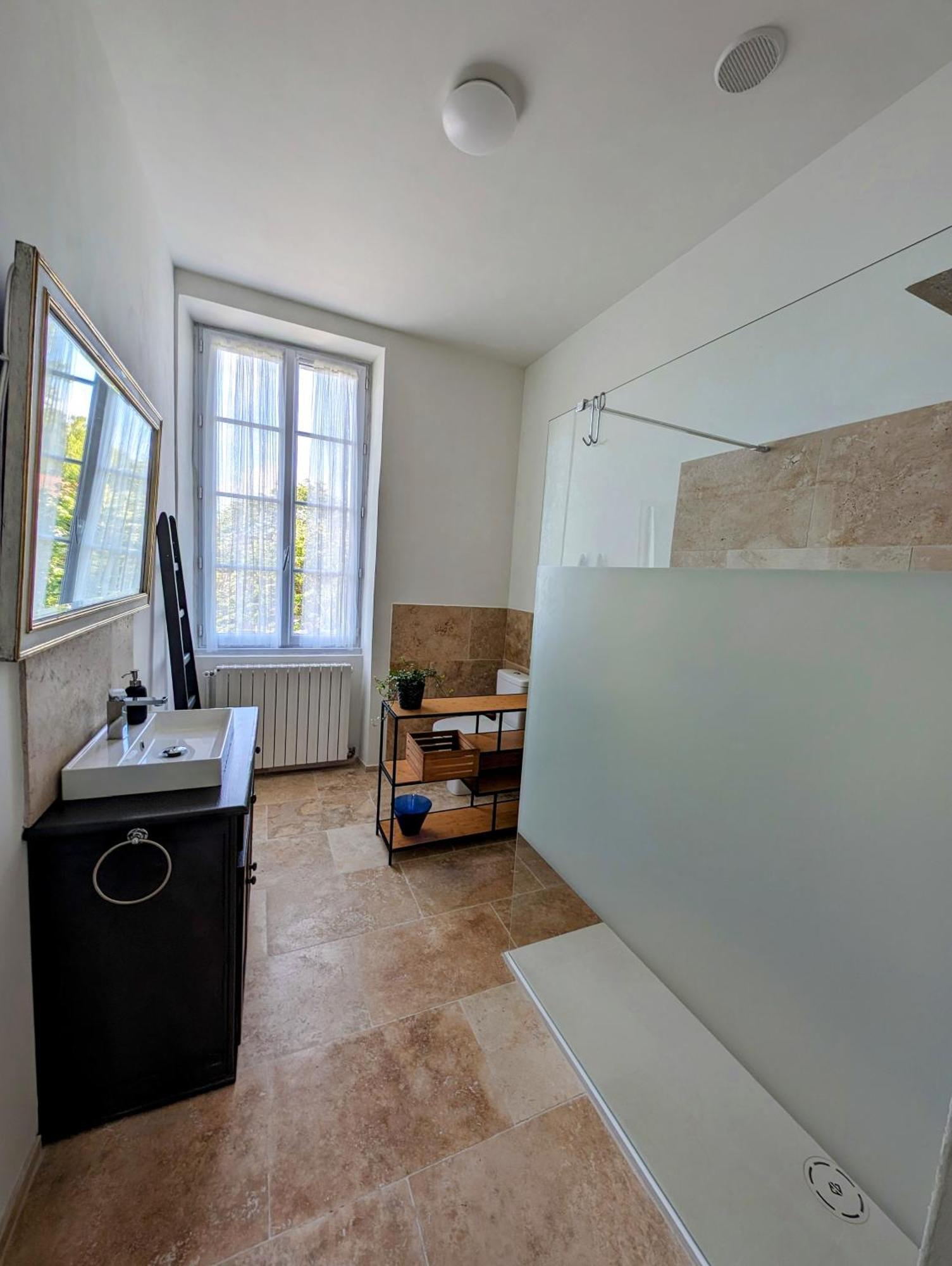 Maison De Style Tout Confort, Position Ideale, Avec Clim Et Petit Exterieur โอรองช์ ภายนอก รูปภาพ